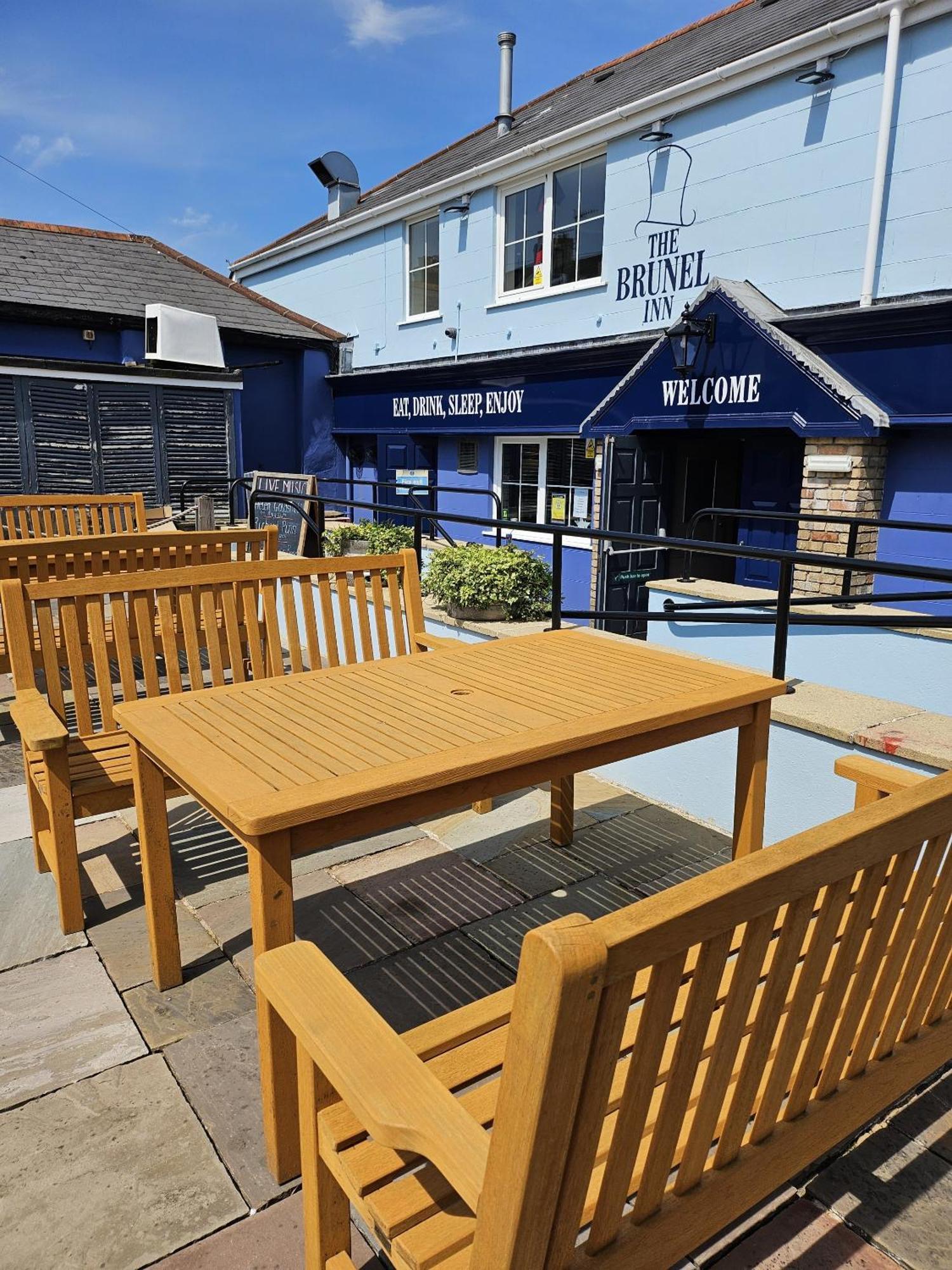 Brunel Inn Saltash Exterior foto